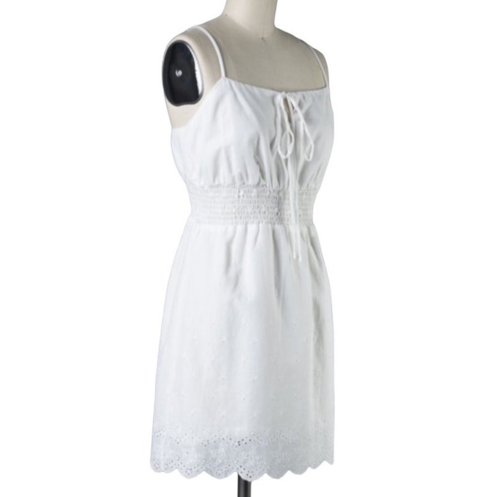 Emory Park Sleeveless Scalloped Hem Mini Dress White Size Large NWT - Picture 3 of 3